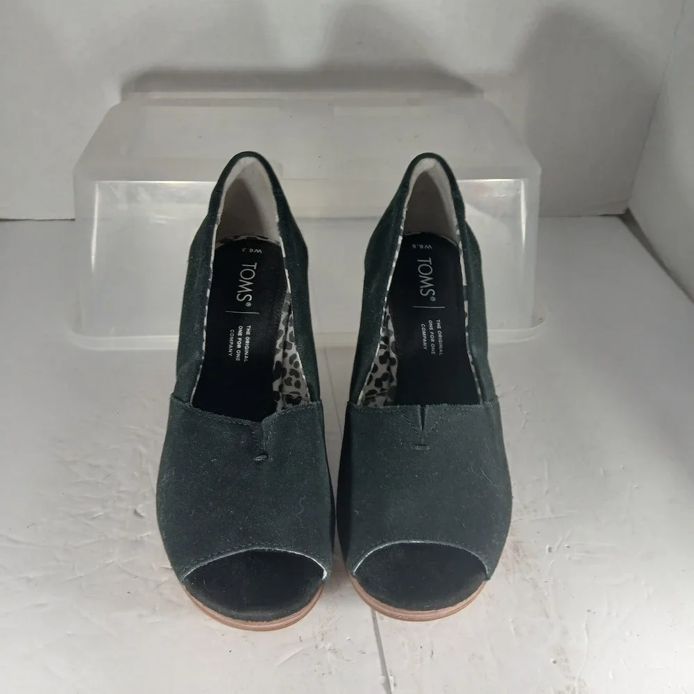 TOMS‎ Peep Toe Wedge Sandals Size 6.5 Black Suede Boho Minimalist Summer Heels